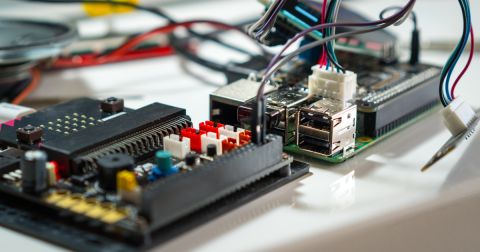 AIビジョンとKria KV260ビジョンAIスターターキット | Altium